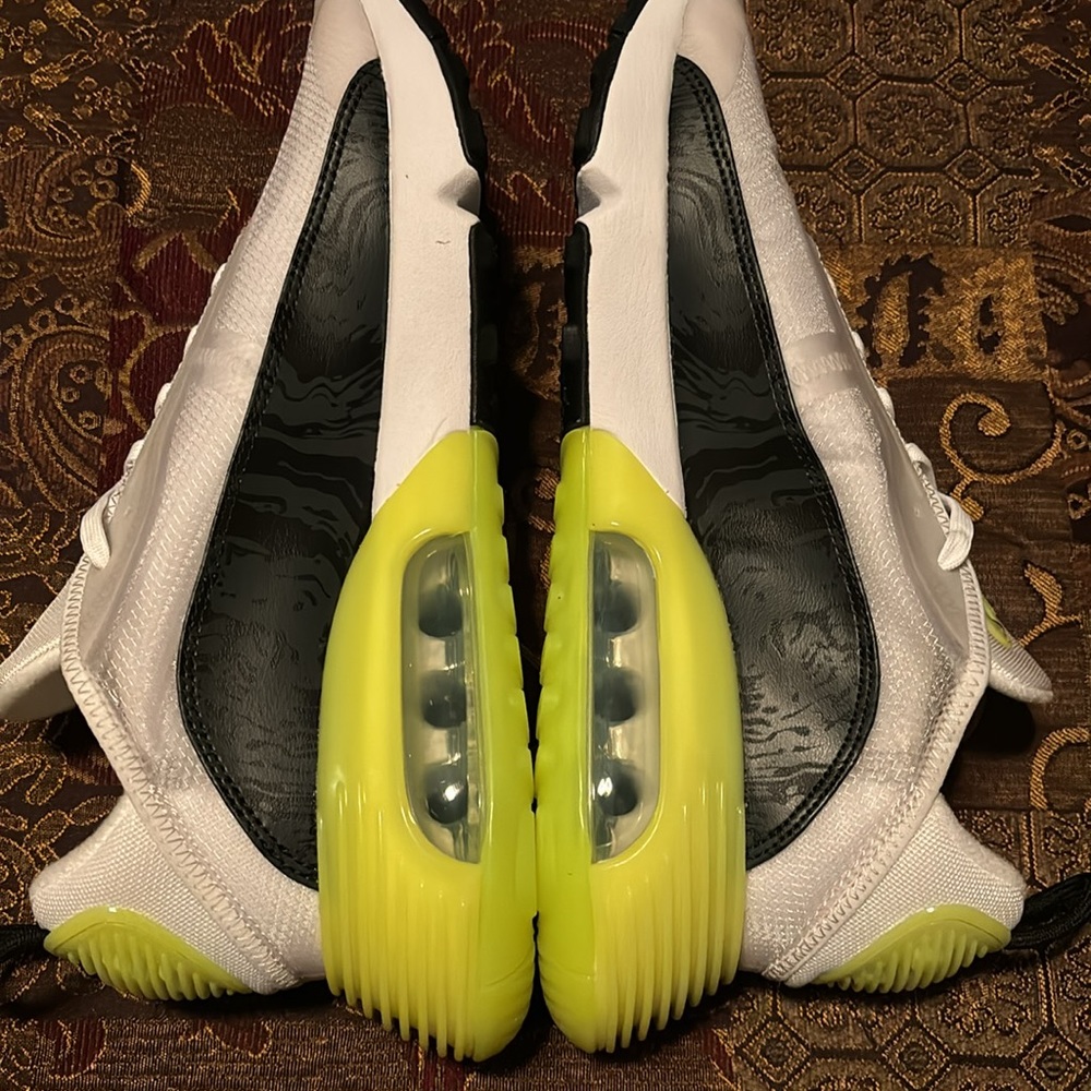 Nike Air Max 2090 - Picture 7 of 10